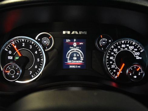 Used 2024 RAM 2500 Big Horn image 18