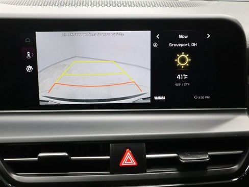 Used 2024 Kia Seltos S image 3