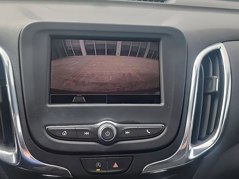 Used 2023 Chevrolet Equinox LT image 23