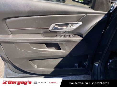 Used 2017 GMC Terrain SLE AWD/4WD image 25