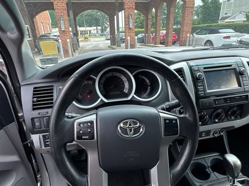Used 2013 Toyota Tacoma 4x4 Double Cab w/ SR5 Pkg image 13