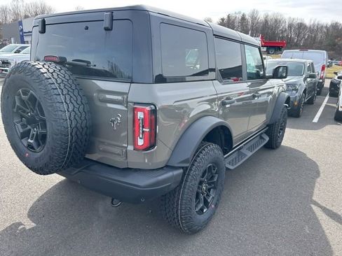 New 2026 Ford Bronco Badlands image 7
