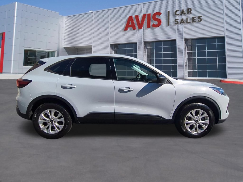 Used 2025 Ford Escape Active AWD/4WD image 4