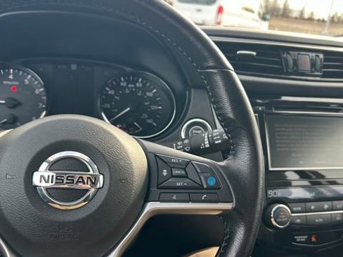 Used 2022 Nissan Rogue Sport SL image 19
