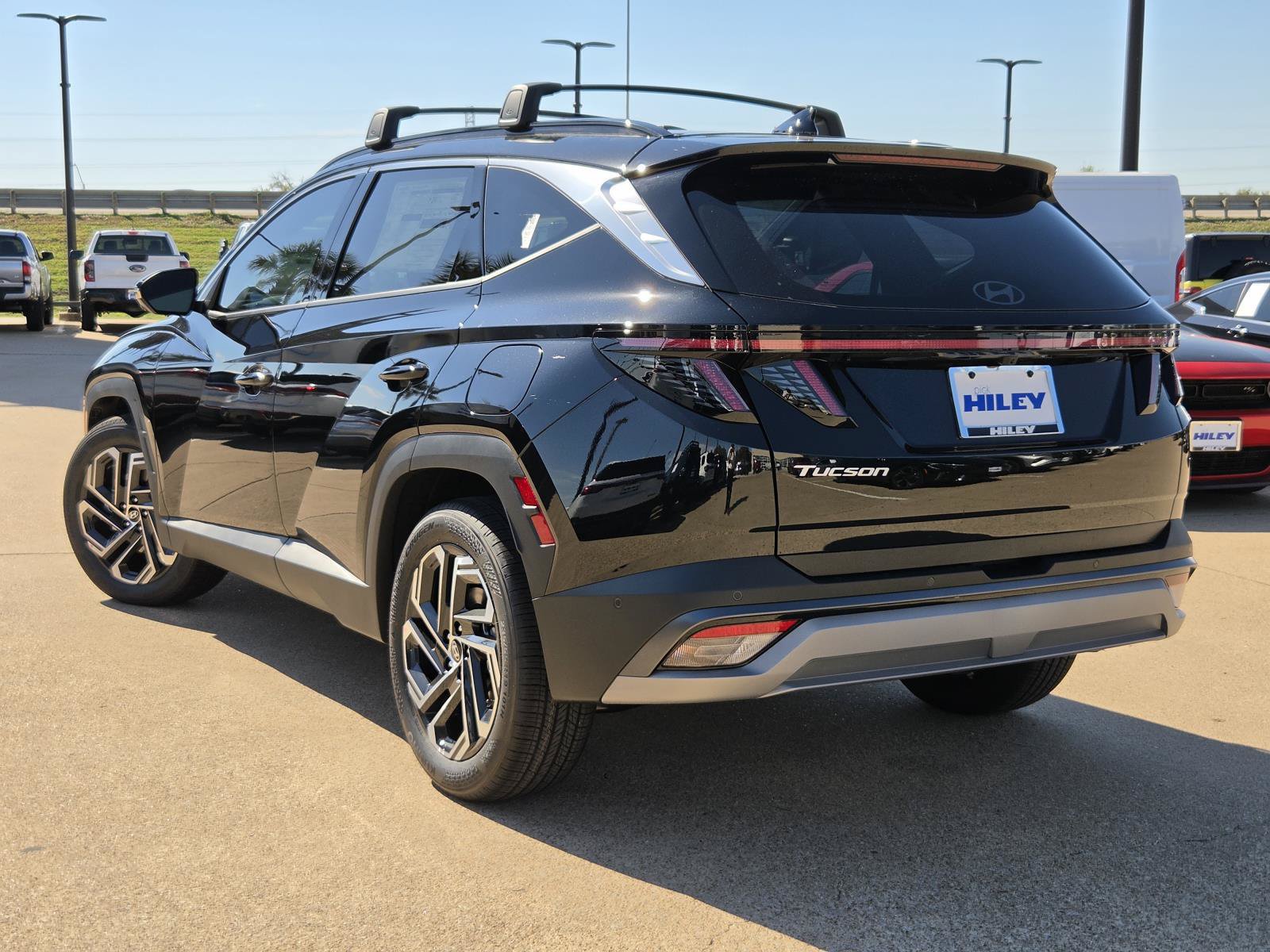 New 2026 Hyundai Tucson Limited FWD image 3