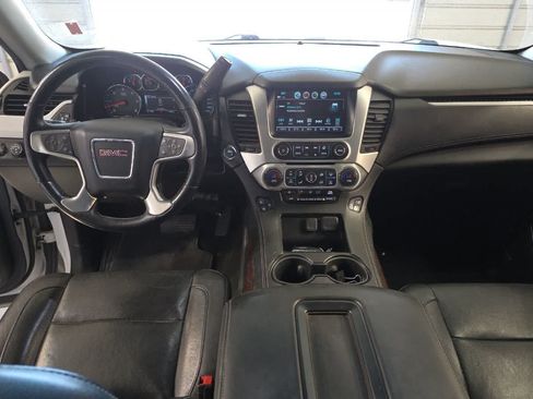 Used 2018 GMC Yukon SLT AWD/4WD image 4