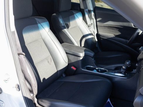 Used 2013 Acura ILX image 25