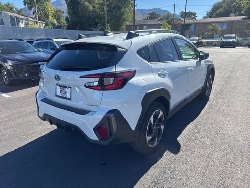 Used 2025 Subaru Crosstrek 2.5i Limited AWD/4WD image 3