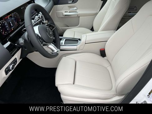 Used 2025 Mercedes-Benz GLA 250 4MATIC image 18