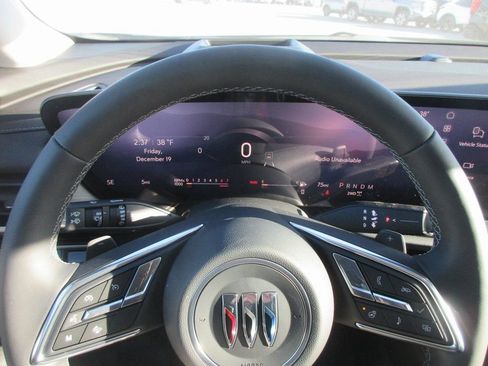 New 2026 Buick Envision Avenir image 18