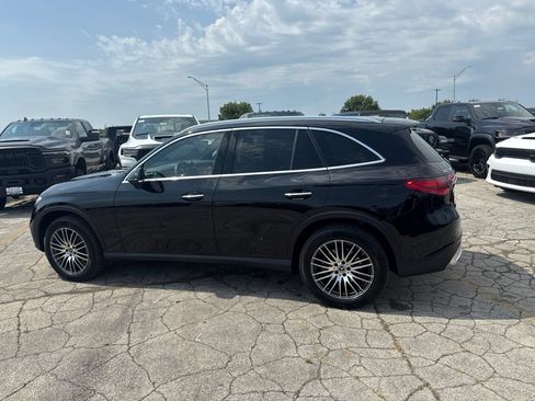 Used 2024 Mercedes-Benz GLC 300 4MATIC image 8