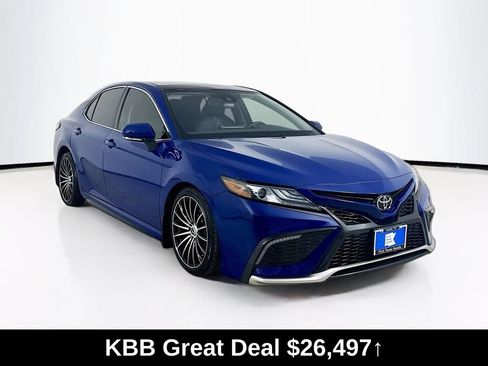 Used 2024 Toyota Camry XSE FWD image 1