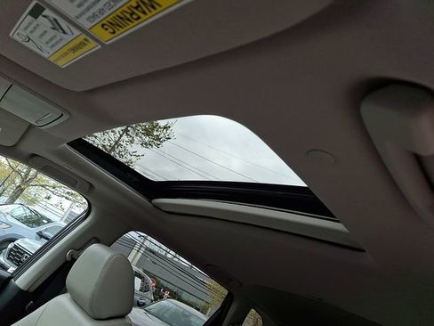 Used 2024 Honda CR-V EX-L image 14