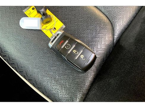 Used 2021 RAM 1500 Laramie w/ Off Road Group image 13