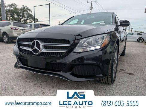 Used 2018 Mercedes-Benz C 300 4MATIC Sedan image 7