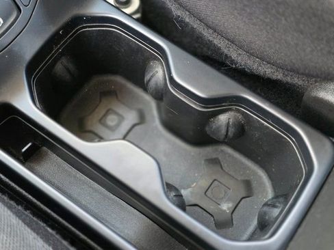 Used 2021 Jeep Renegade Sport image 33