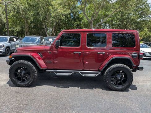 Used 2021 Jeep Wrangler Unlimited Sahara AWD/4WD image 7