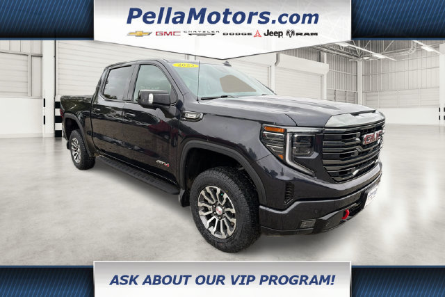 Used 2023 GMC Sierra 1500 AT4 w/ AT4 Premium Package AWD/4WD image 1