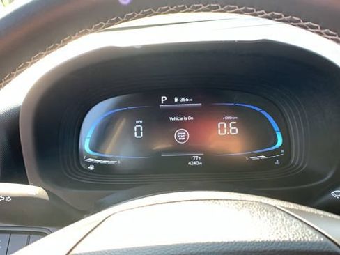 Certified 2026 Hyundai Venue SEL FWD image 12