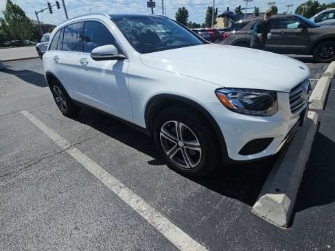 Used 2016 Mercedes-Benz GLC 300 4MATIC image 2