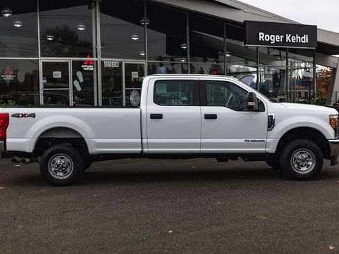 Used 2017 Ford F350 XL w/ Power Equipment Group image 7