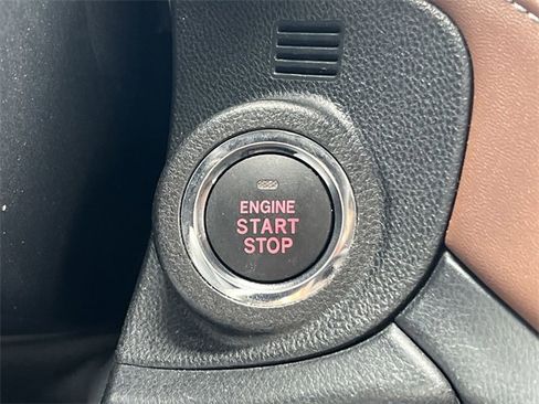 Certified 2021 Subaru Outback Touring w/ Popular Package #2 image 18