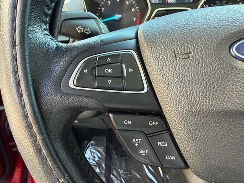 Used 2018 Ford Escape SEL image 26