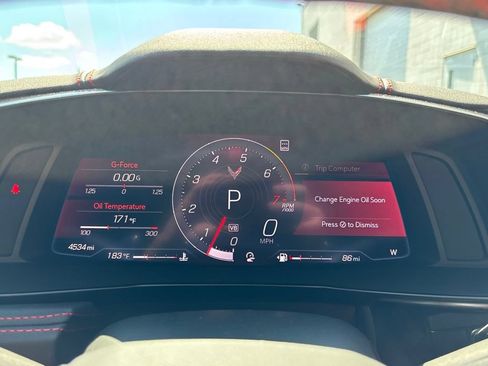 Used 2022 Chevrolet Corvette Stingray Preferred Cpe w/ Z51 Performance Package RWD image 25
