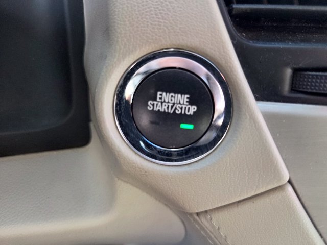 Used 2020 GMC Yukon XL Denali w/ Denali Premium Package RWD image 32