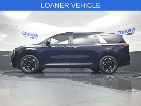 Used 2026 Kia Carnival EX FWD image 40