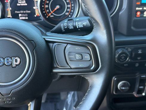 Used 2021 Jeep Wrangler Unlimited Sport image 18