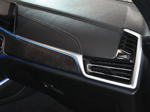 Used 2023 BMW X5 xDrive45e w/ M Sport Package image 70