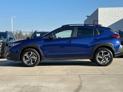 Used 2025 Subaru Crosstrek 2.0i Premium image 6