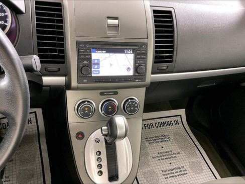 Used 2012 Nissan Sentra 2.0 SR w/ Special Edition Pkg FWD image 30