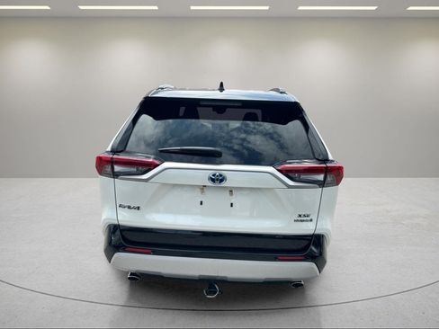 Used 2019 Toyota RAV4 XSE AWD/4WD image 4