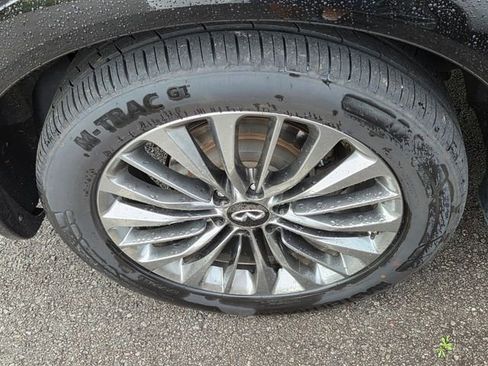 Used 2019 INFINITI QX80 Luxe w/ Proactive Package image 8