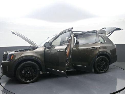 Used 2023 Kia Telluride SX X-Line AWD/4WD image 41