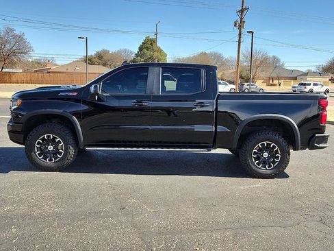 Used 2023 Chevrolet Silverado 1500 ZR2 w/ Technology Package image 2