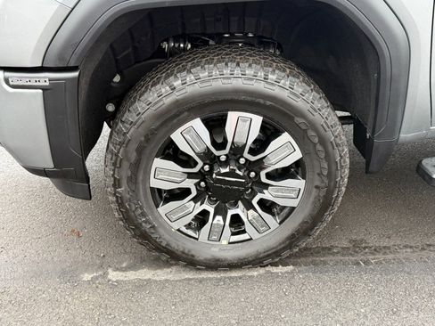 New 2026 GMC Sierra 2500 Denali image 9