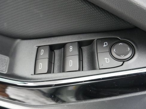 New 2026 Chevrolet Equinox LT image 28