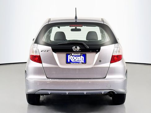 Used 2010 Honda Fit image 6
