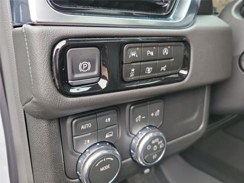 New 2026 GMC Yukon XL Denali w/ Sun & Power Step Package image 23