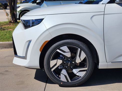 New 2025 Kia Soul GT-Line image 5