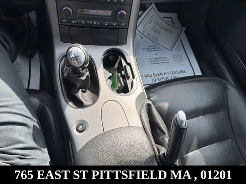 Used 2007 Chevrolet Corvette Coupe w/ Performance Package image 17