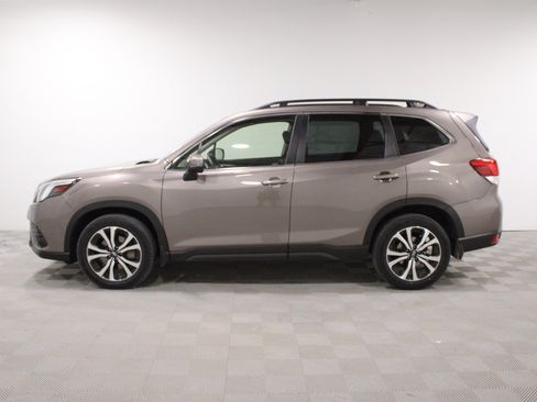 Used 2023 Subaru Forester Limited AWD/4WD image 32