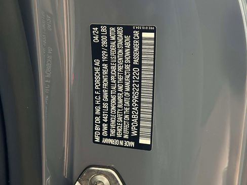 Certified 2024 Porsche 911 Carrera 4S image 27