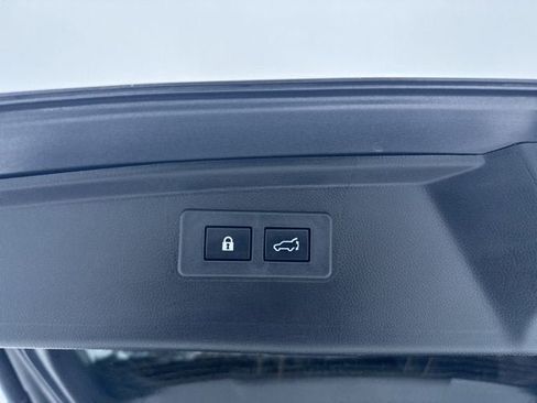 Used 2024 Subaru Outback Limited XT image 12