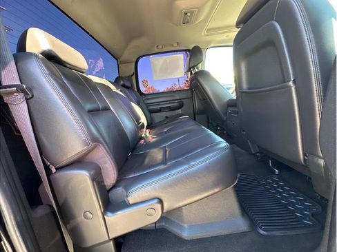 Used 2009 GMC Sierra 1500 4x4 Crew Cab image 11