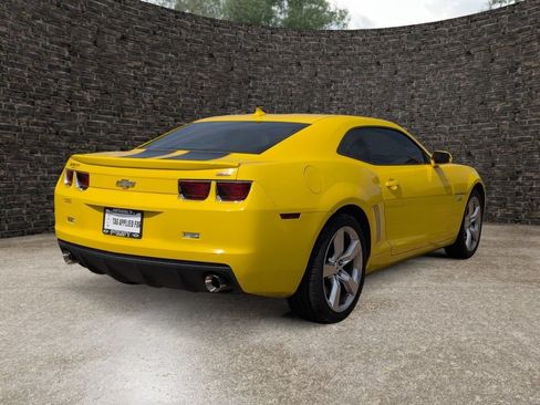 Used 2012 Chevrolet Camaro SS w/ RS Package RWD image 7
