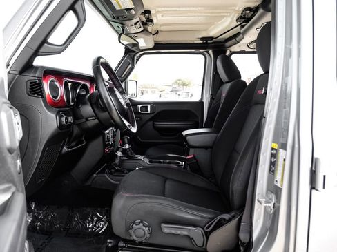 Used 2020 Jeep Wrangler Unlimited Rubicon image 3